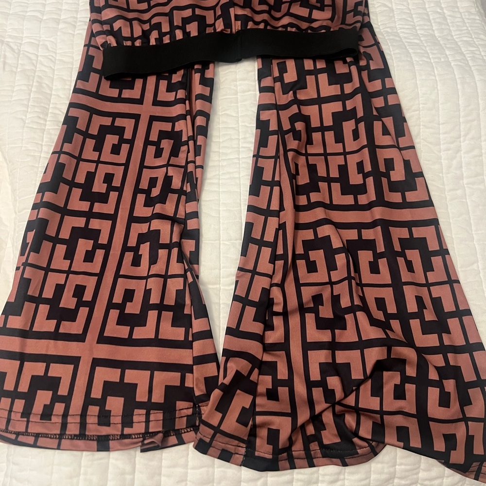 Geometric Patterned Two-Piece Set - image 2